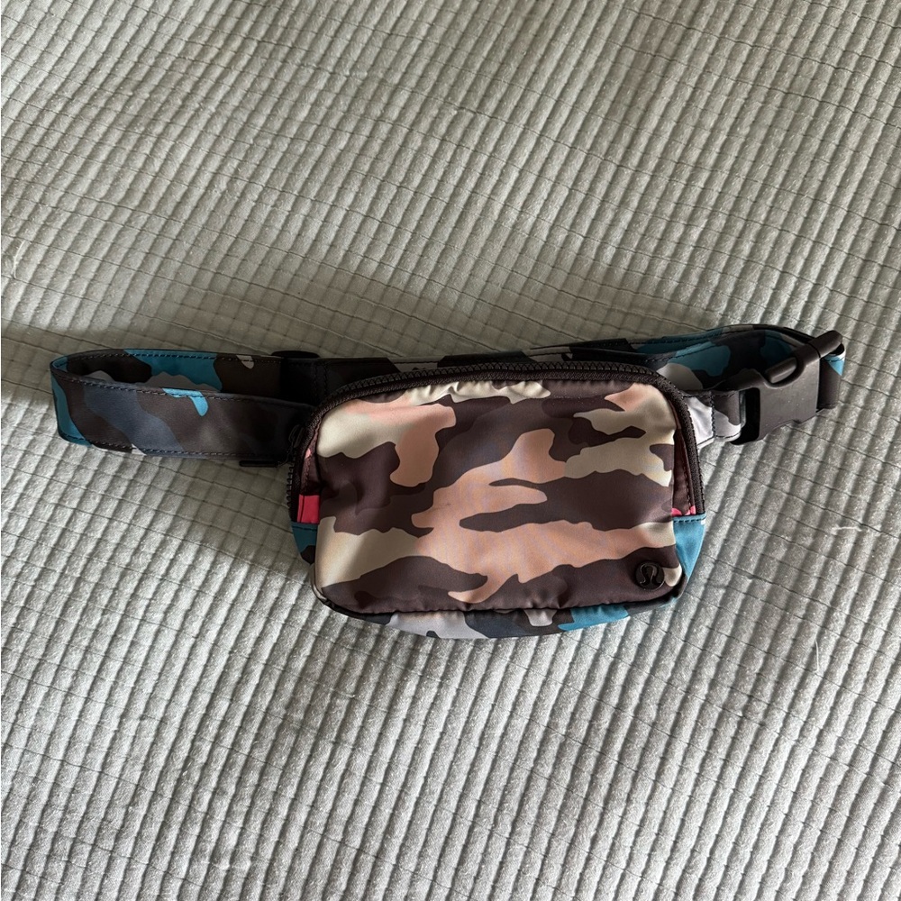 Lululemon Camouflage Belt Bag